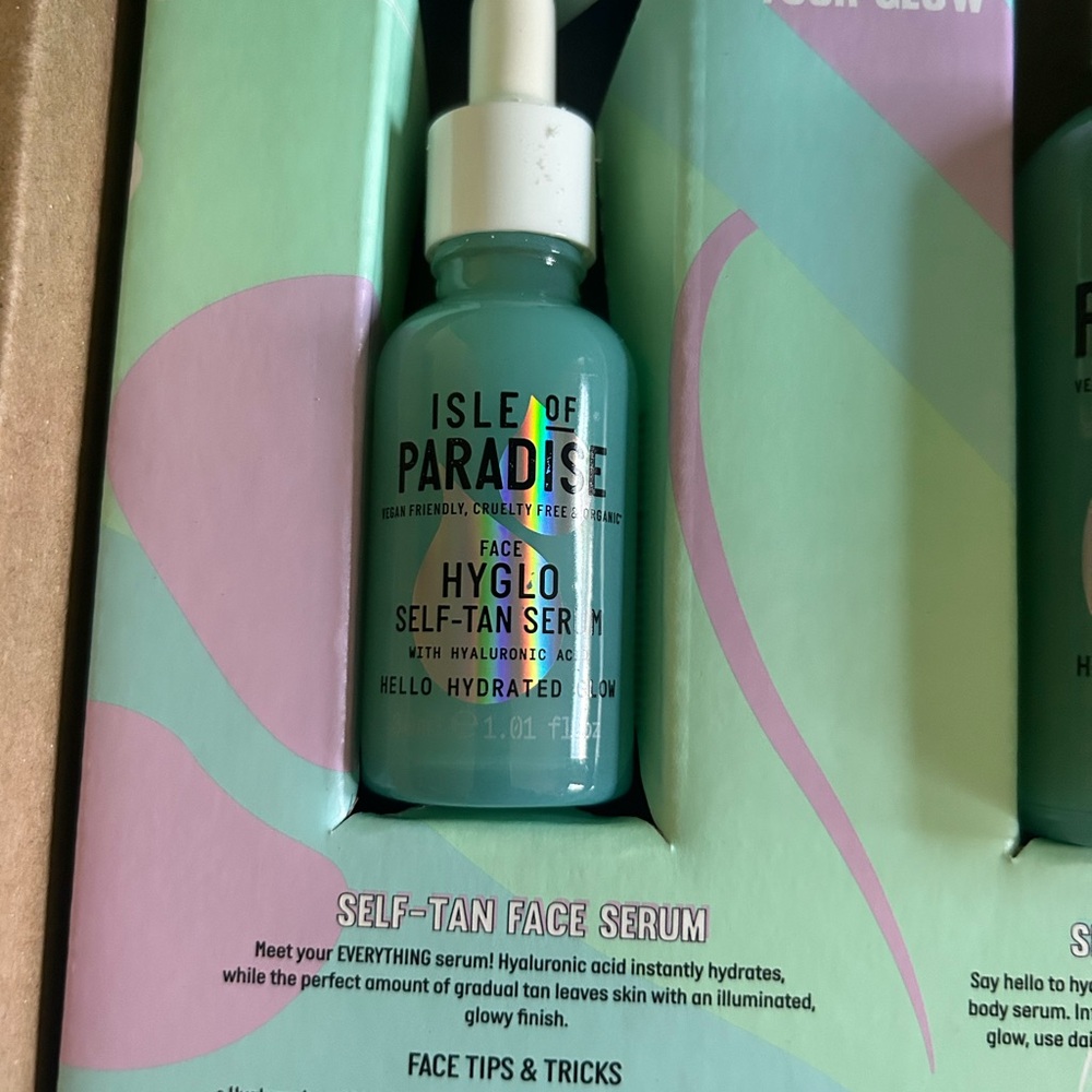 Isle of Paradise Hyglo Self-Tan Serum Set with Hyaluronic Acid - for face/body - Picture 4 of 4